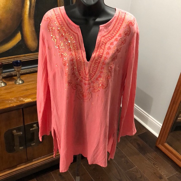 SEQUIN DETAIL MERONA TUNIC - Picture 1 of 4